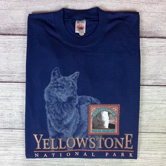 Vintage 1990s Yellowstone National Park Wolf Logo Animal T-shirt - Picture 1 of 7